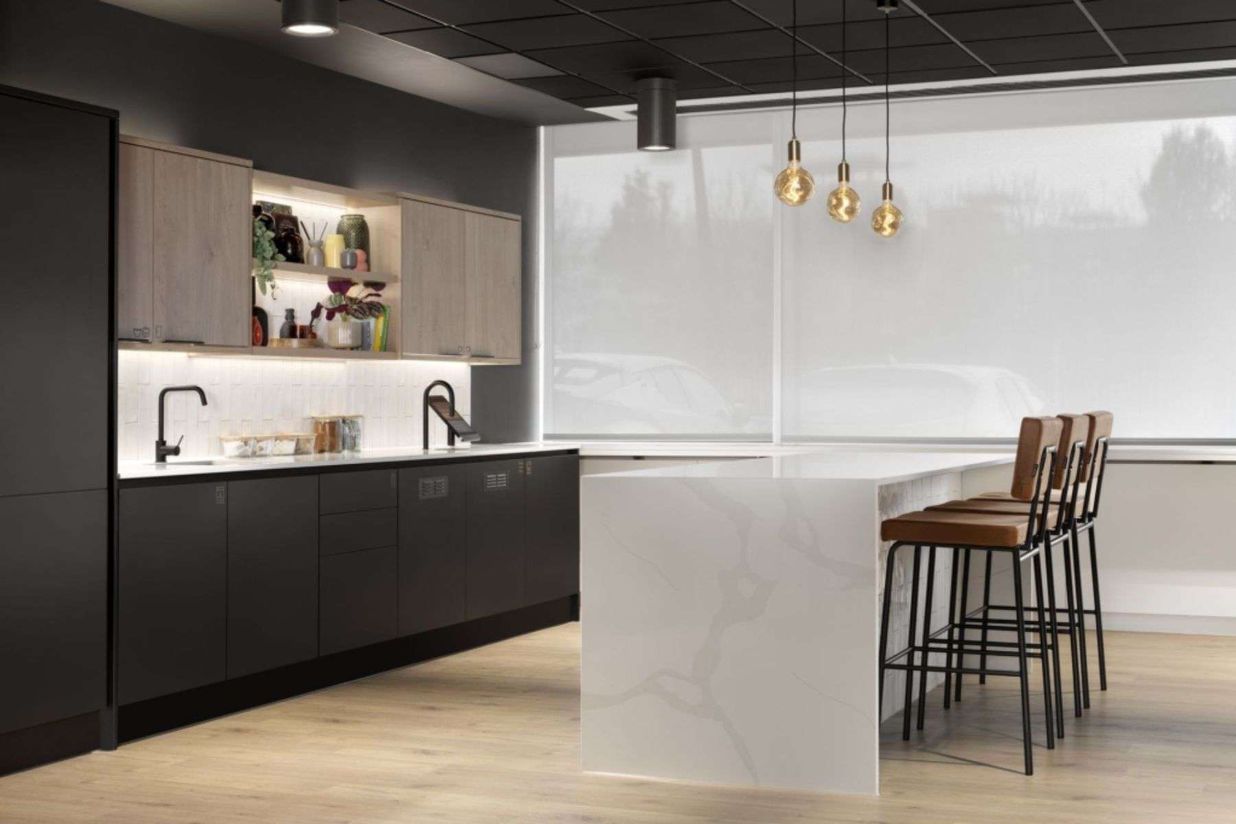 Tủ pantry nhỏ gọn cho văn phòng startup