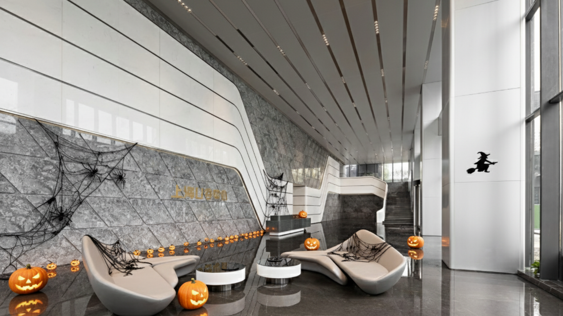 Trang trí Halloween khu vực lễ tân